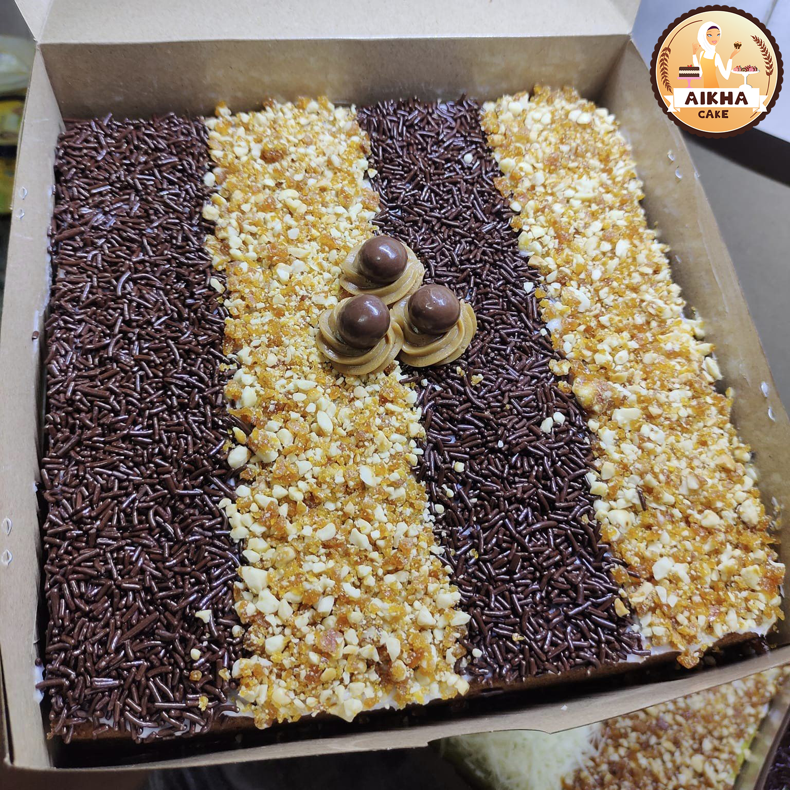 Kue Tart Lezat dari AIKHA Cake and Drink