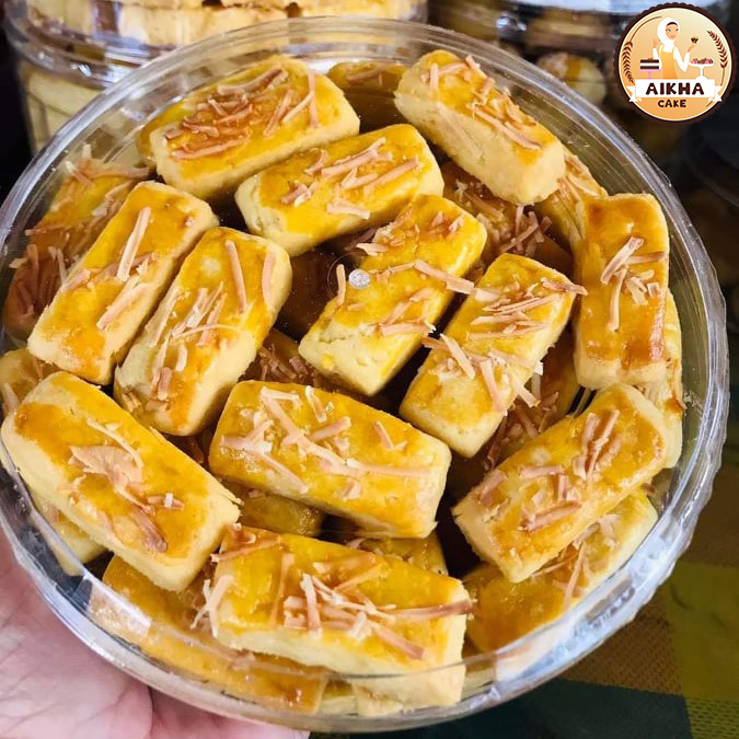 Kue Tart Lezat dari AIKHA Cake and Drink